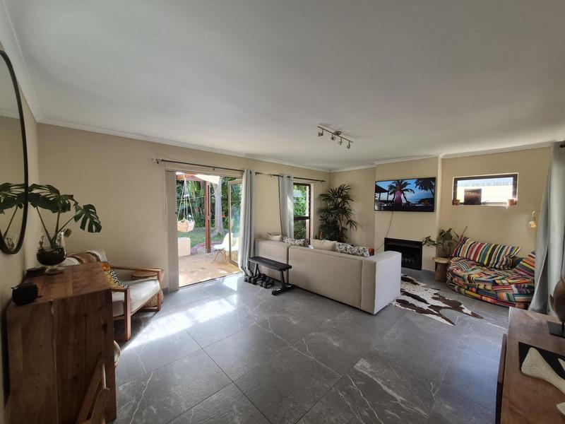 To Let 3 Bedroom Property for Rent in Hout Bay Western Cape